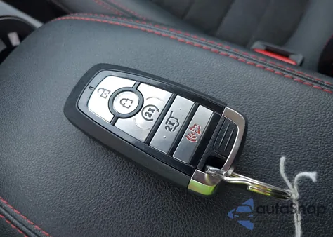 2022 Ford Escape Sel z USA, uszkodzony, nr VIN 1FMCU9H92NUC02357